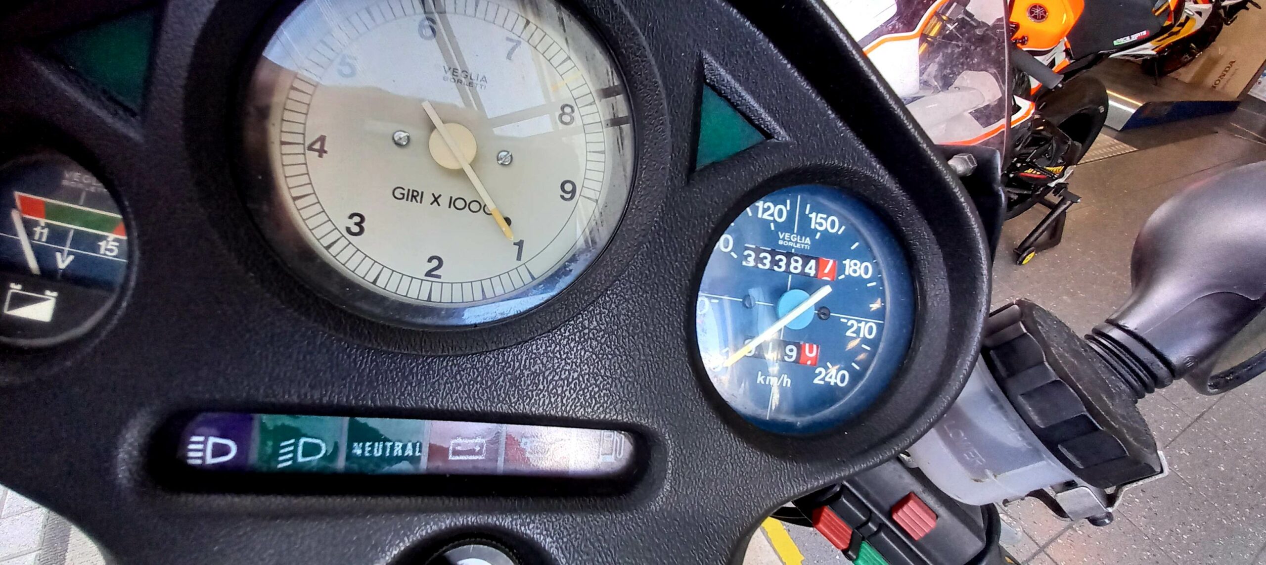 Moto Guzzi V65