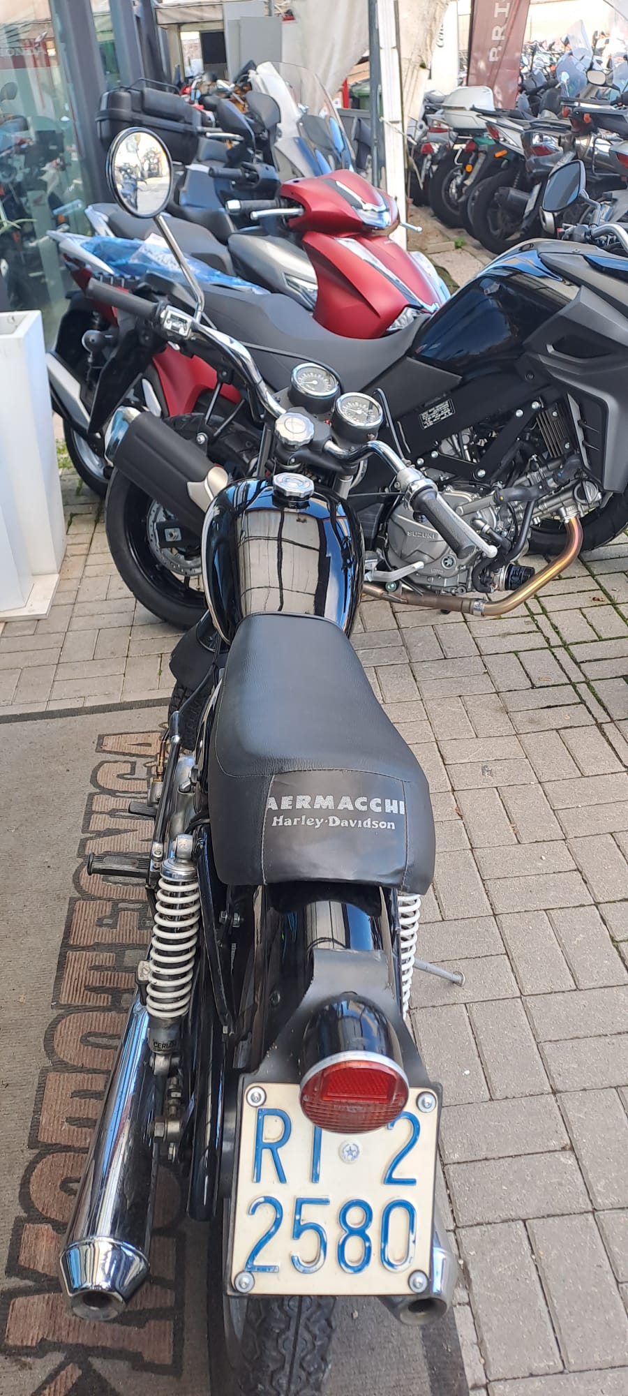 HARLEY DAVIDSON 350