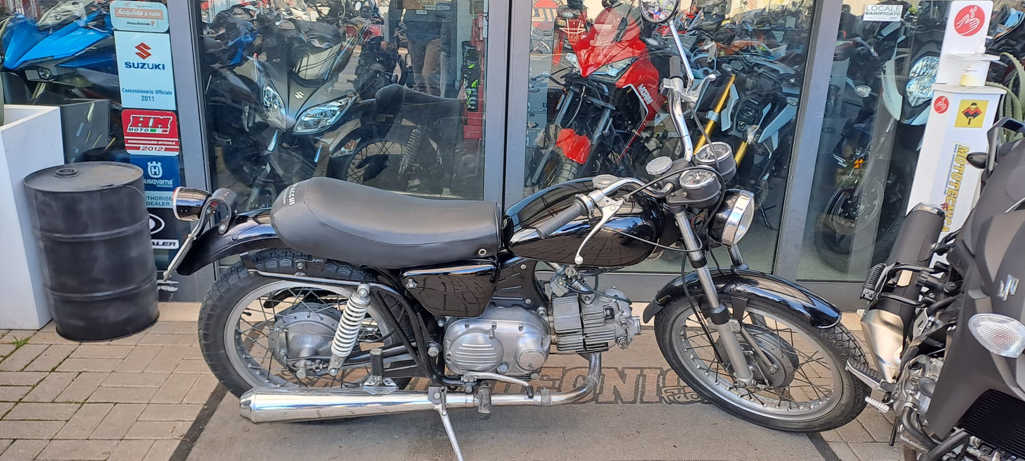 HARLEY DAVIDSON 350