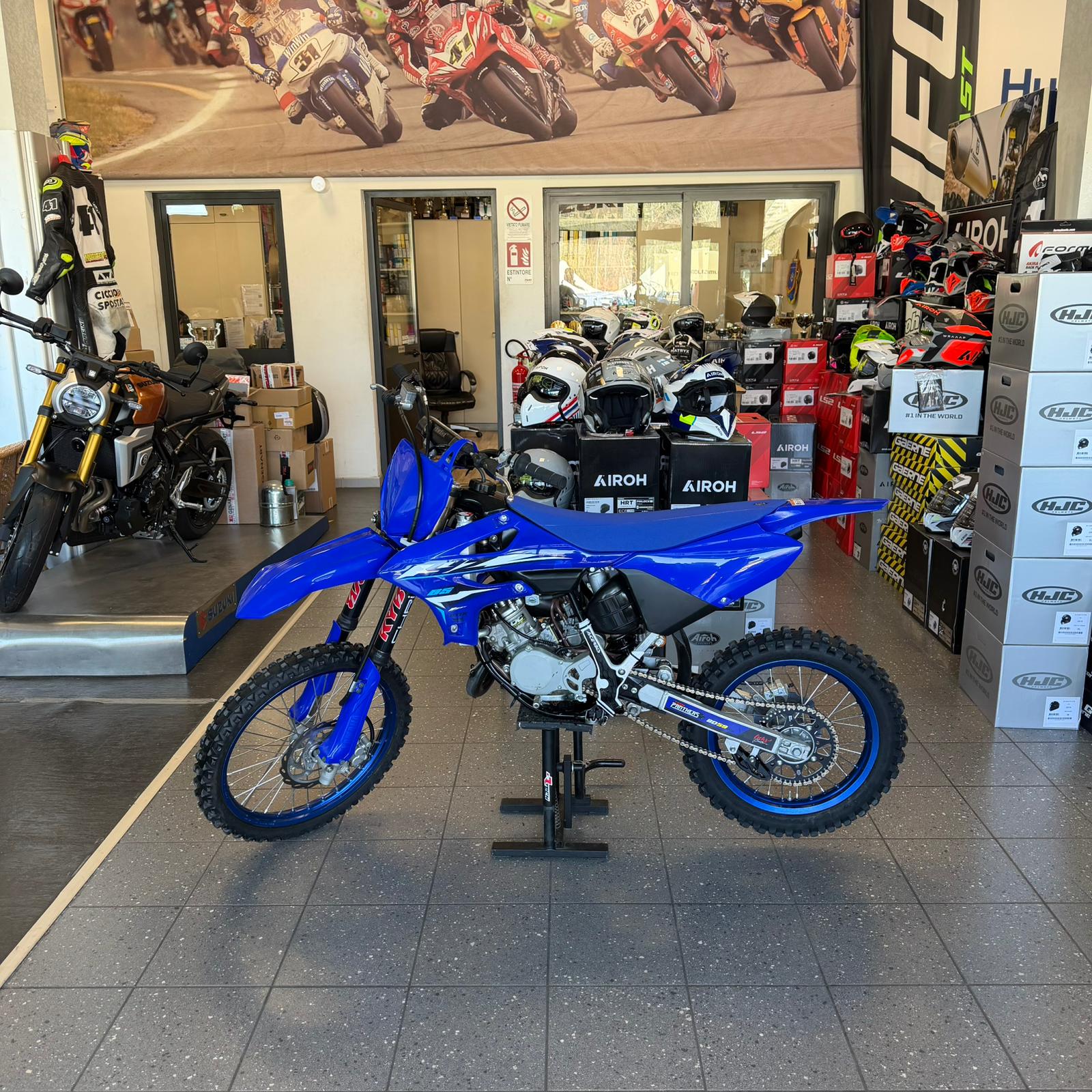 YAMAHA YZ 85