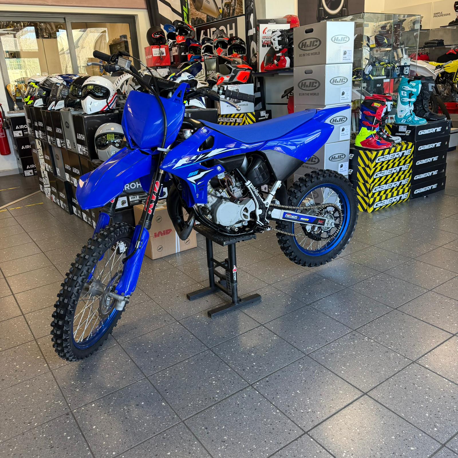 YAMAHA YZ 85