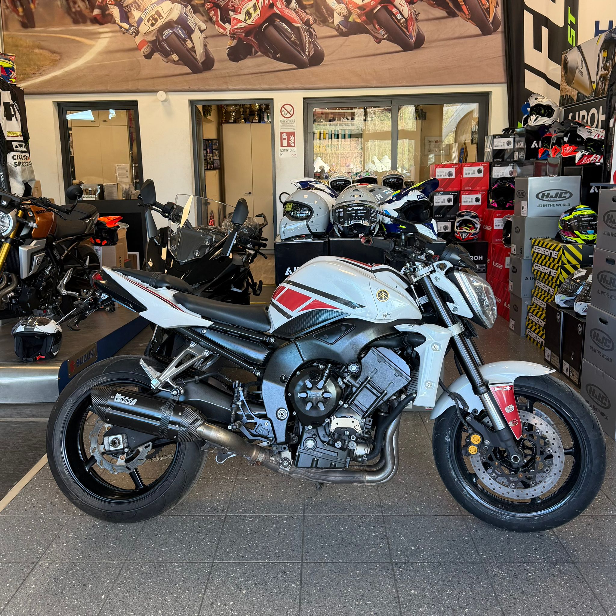 YAMAHA FZ1 1000