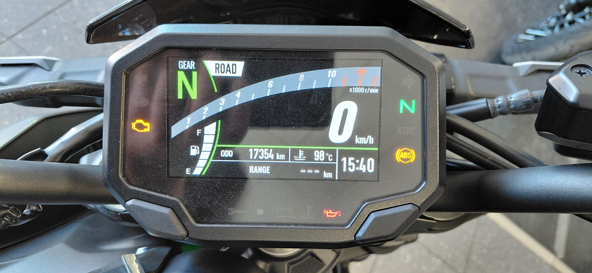 KAWASAKI Z900