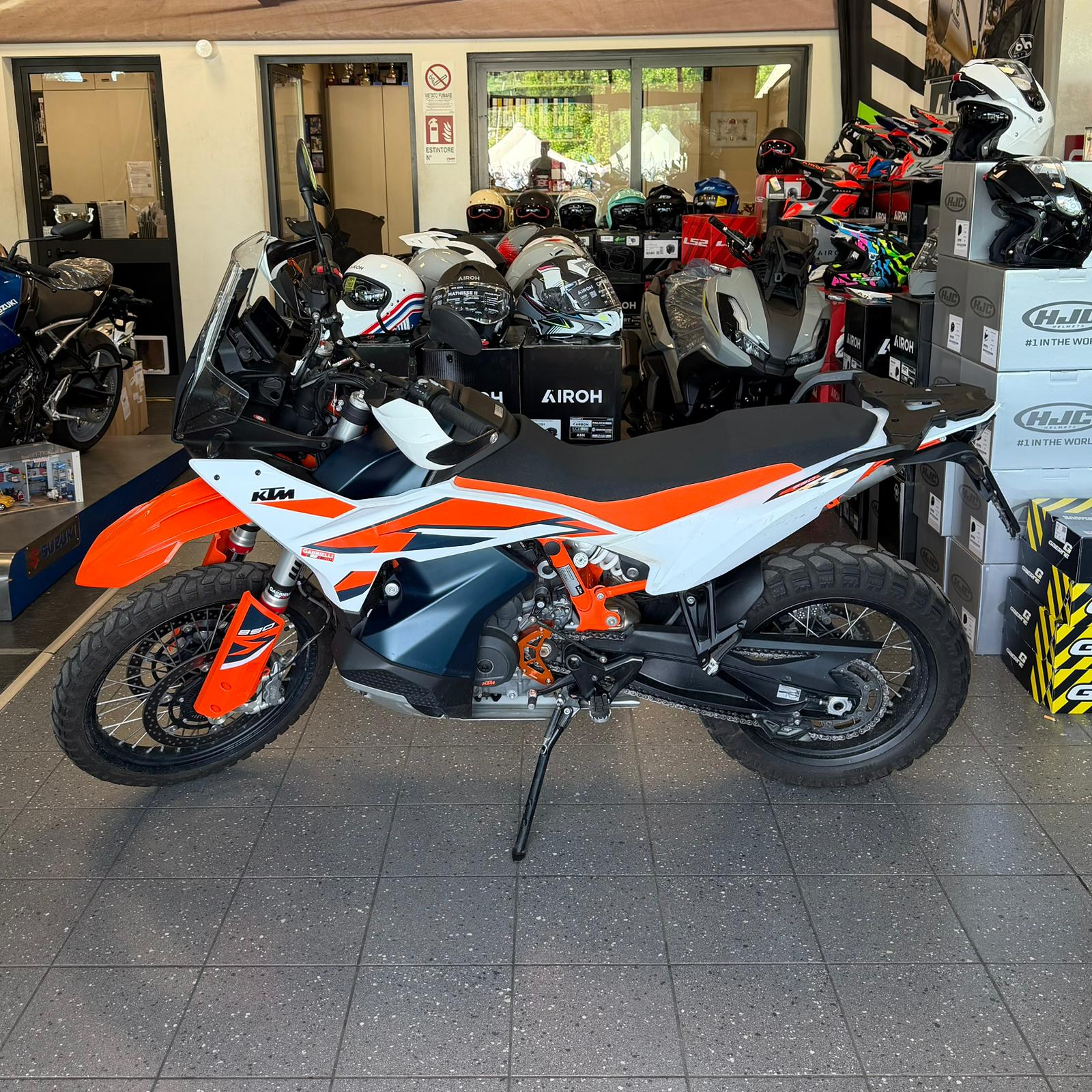 KTM 890 ADVENTURE R