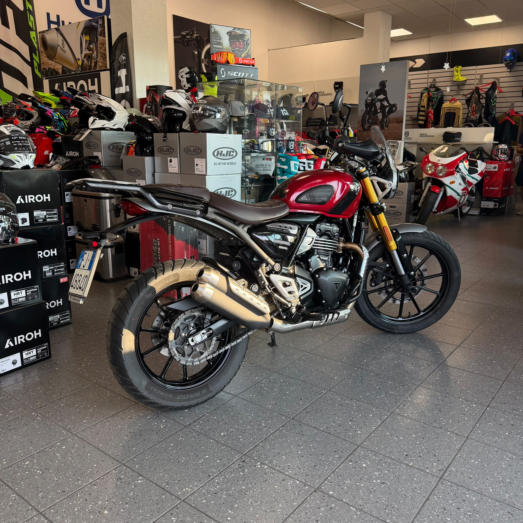 TRIUMPH SCRAMBLER 400 X