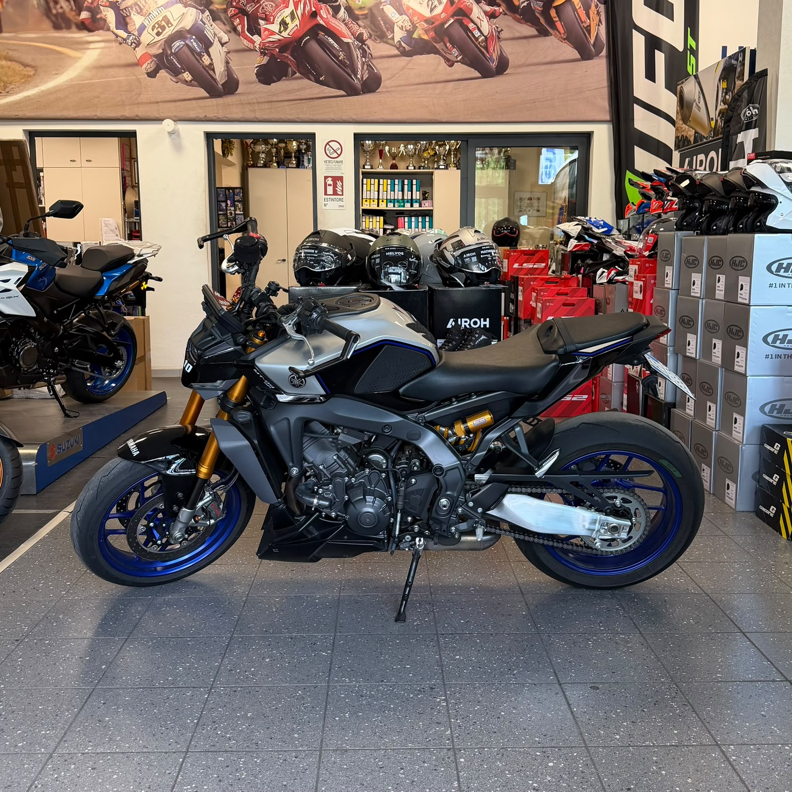 YAMAHA MT-09 SP