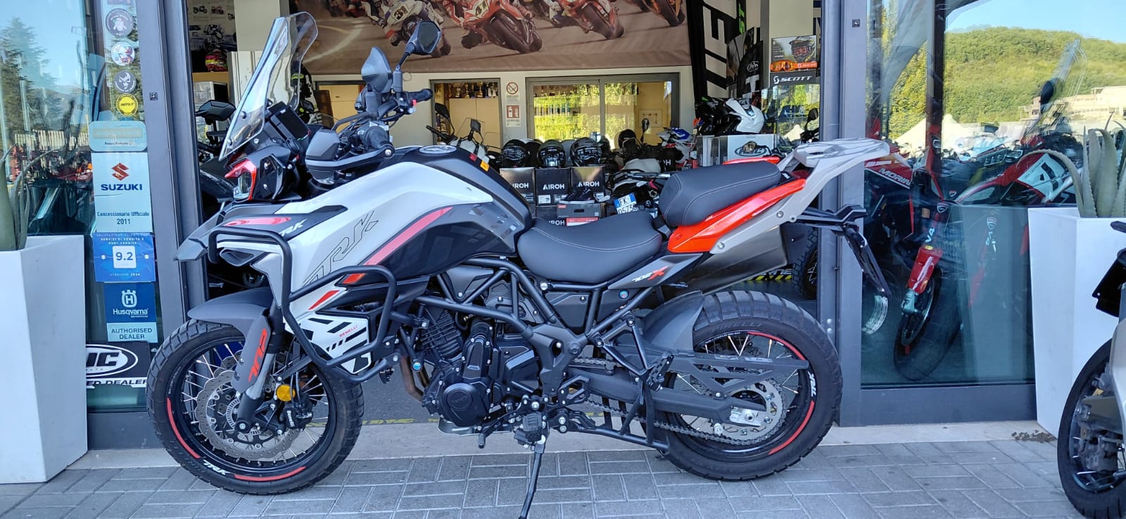BENELLI TRK 702 X