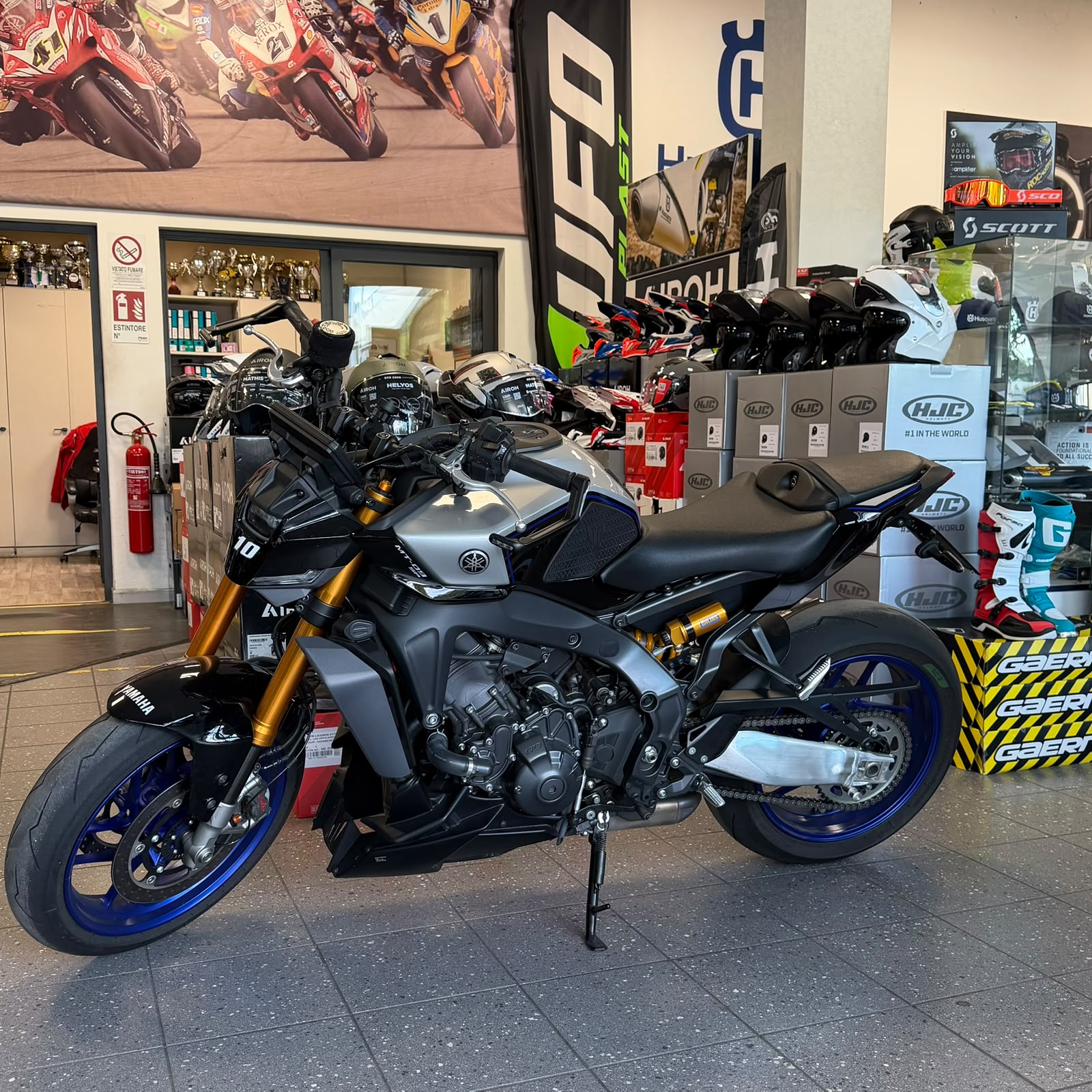 YAMAHA MT-09 SP