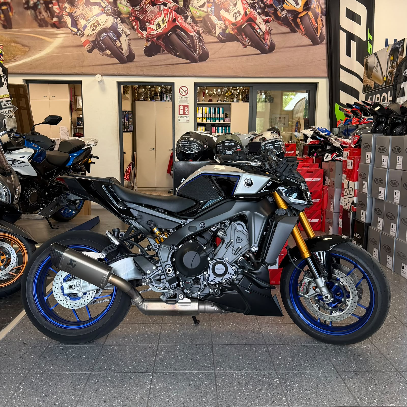 YAMAHA MT-09 SP